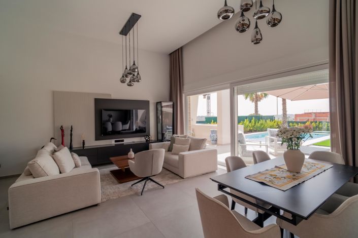 Image No.17-3 Bed Villa for sale
