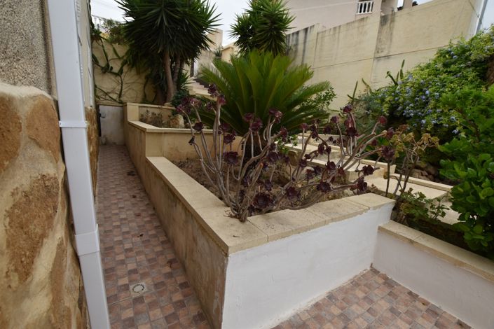 Image No.39-3 Bed Villa for sale