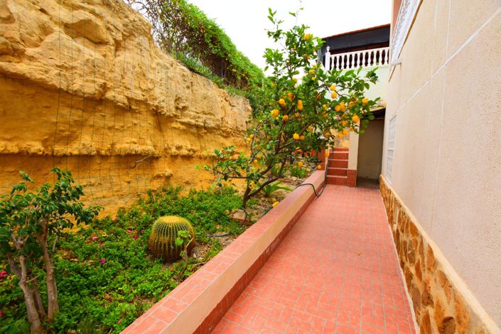 Image No.47-3 Bed Villa for sale