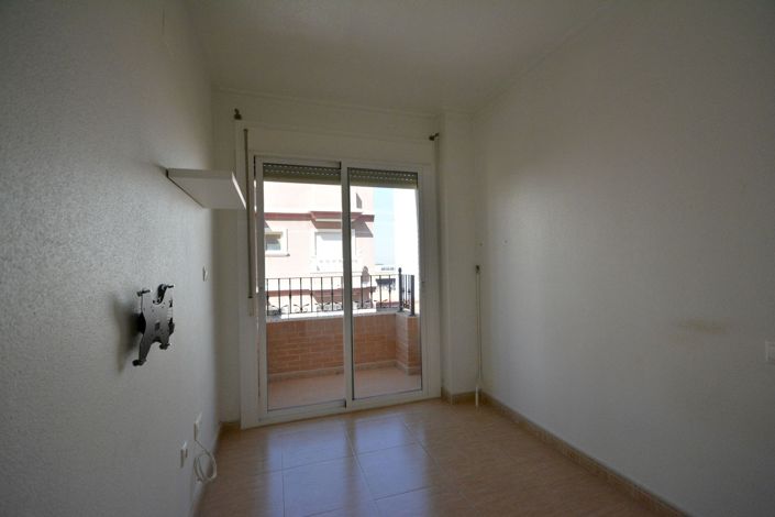 Image No.12-2 Bed Apartment for sale