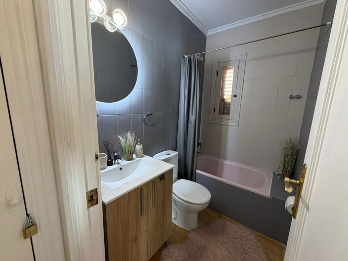 Image No.11-3 Bed Property for sale