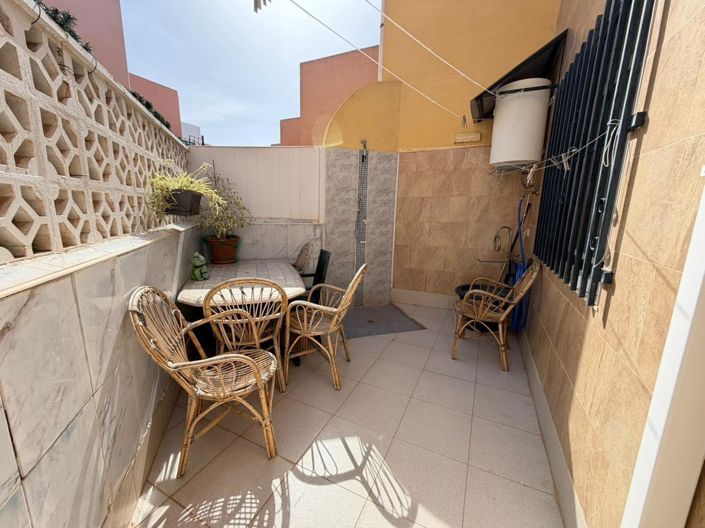 Image No.21-3 Bed Property for sale
