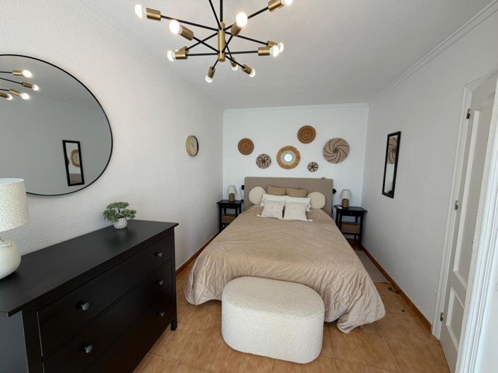 Image No.8-3 Bed Property for sale