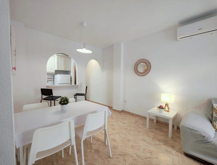 Image No.3-Appartement de 2 chambres à vendre à Torrevieja