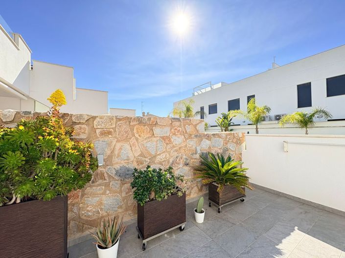 Image No.2-3 Bed Apartment for sale