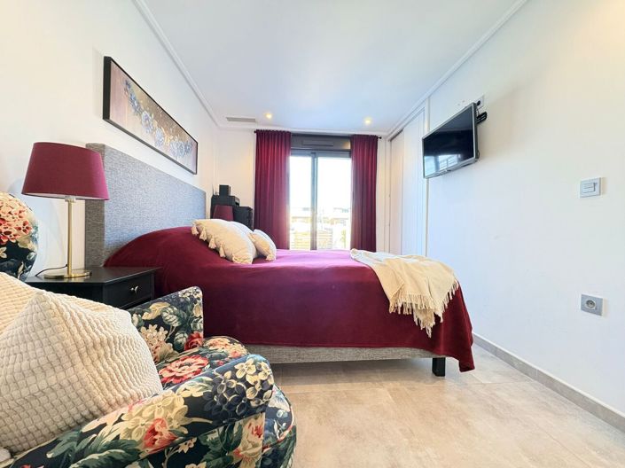 Image No.6-3 Bed Apartment for sale