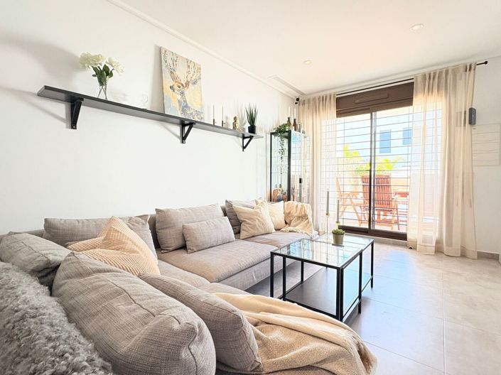 Image No.8-3 Bed Apartment for sale