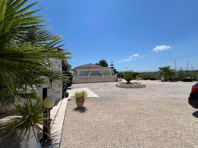 Image No.40-3 Bed Villa for sale