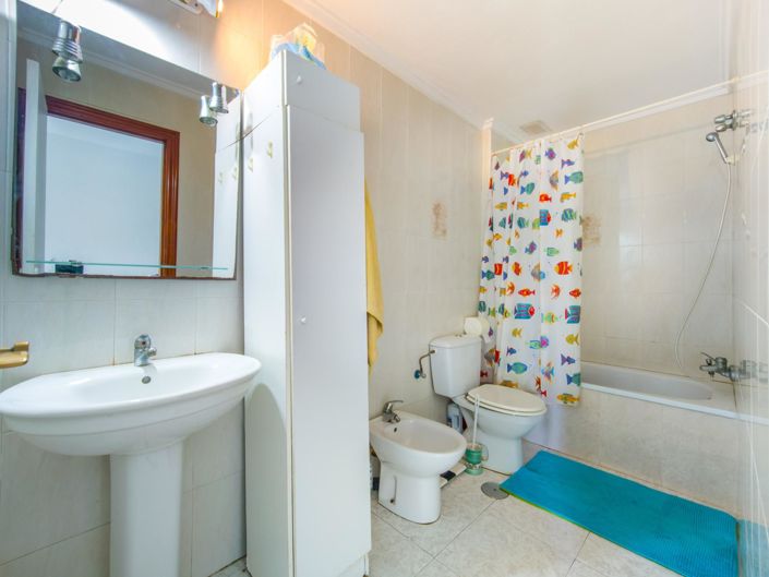 Image No.12-2 Bed Apartment for sale