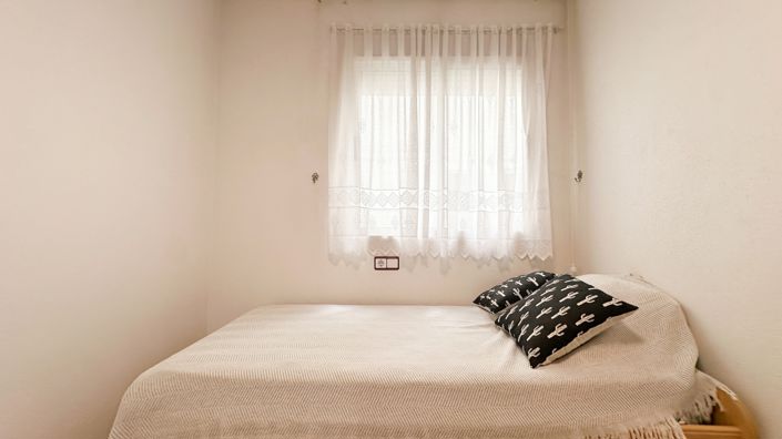 Image No.30-2 Bed Apartment for sale