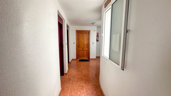 Image No.33-2 Bed Apartment for sale