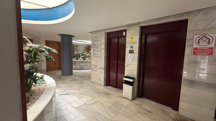 Image No.37-2 Bed Apartment for sale