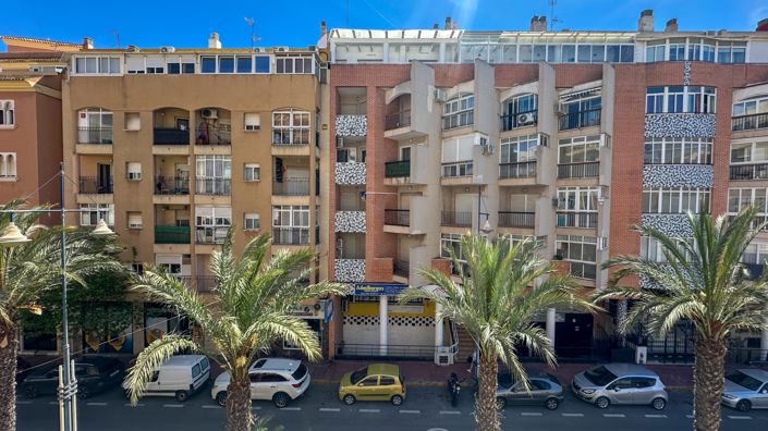 Image No.42-2 Bed Apartment for sale
