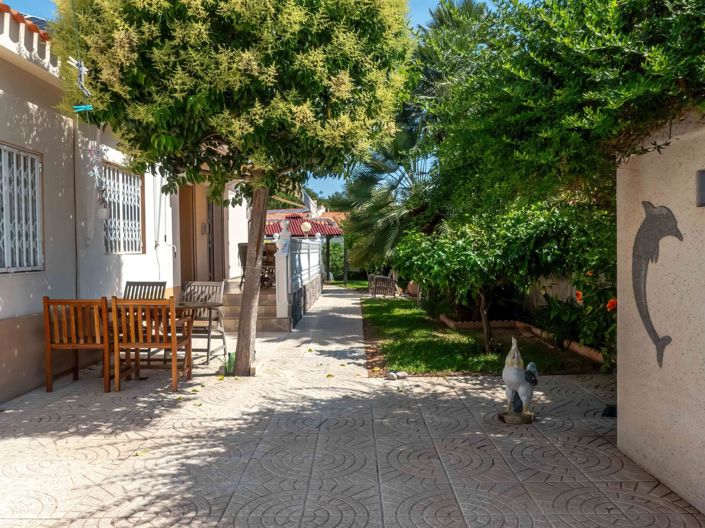 Image No.3-3 Bed Villa for sale