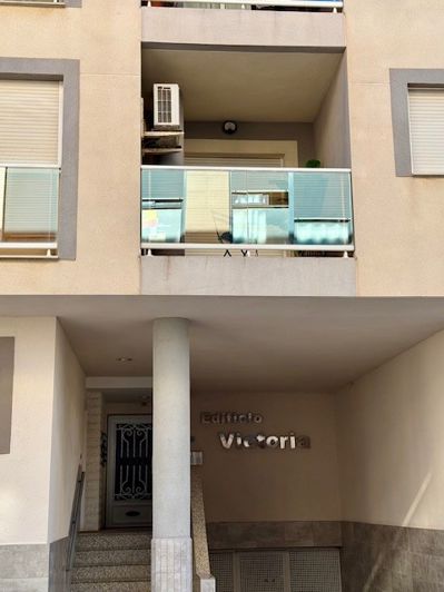 Image No.25-2 Bed Apartment for sale