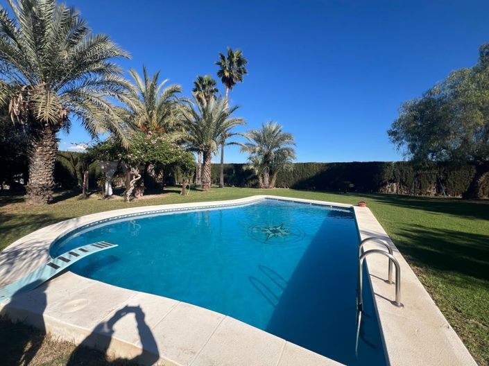 Image No.30-4 Bed Villa for sale
