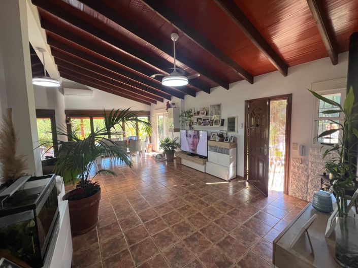 Image No.8-4 Bed Villa for sale