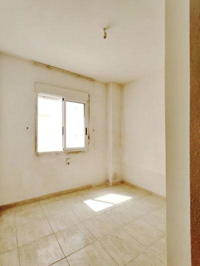 Image No.14-3 Bed Apartment for sale