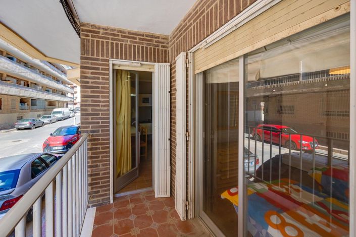 Image No.28-2 Bed Apartment for sale