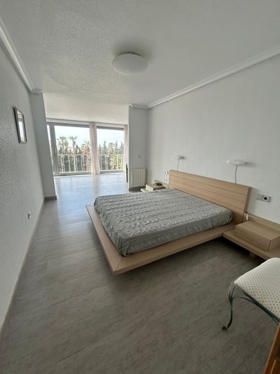 Image No.17-4 Bed Villa for sale