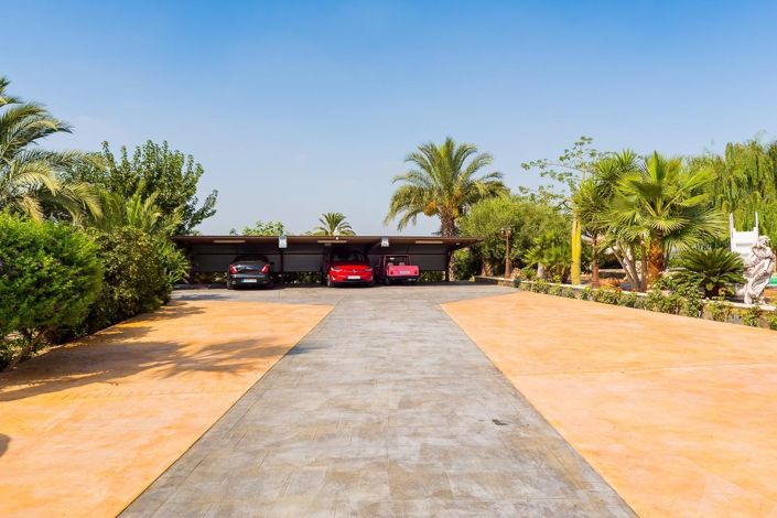 Image No.18-5 Bed Villa for sale