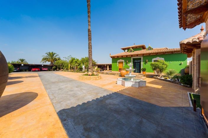 Image No.19-5 Bed Villa for sale