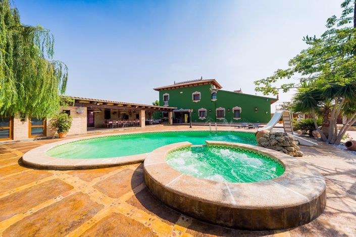 Image No.2-5 Bed Villa for sale