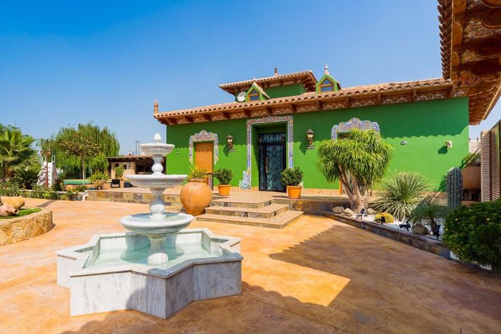 Image No.6-5 Bed Villa for sale