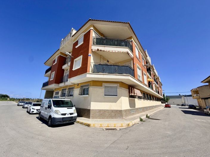 Image No.4-2 Bed Apartment for sale