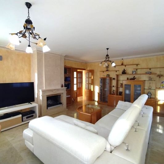 Image No.10-4 Bed Villa for sale