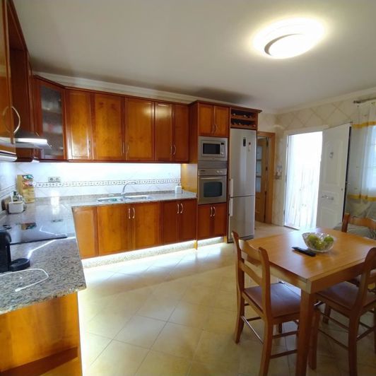 Image No.12-4 Bed Villa for sale