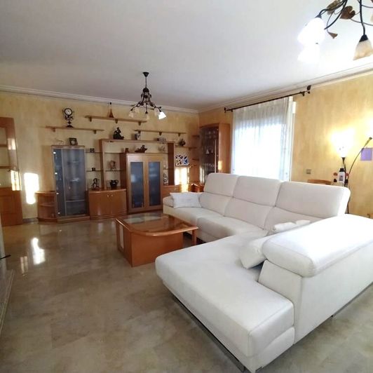 Image No.9-4 Bed Villa for sale
