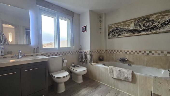 Image No.33-4 Bed Villa for sale