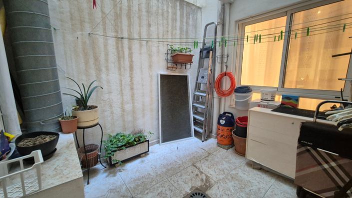 Image No.20-3 Bed Apartment for sale