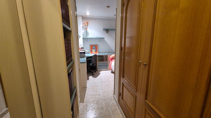 Image No.23-3 Bed Apartment for sale