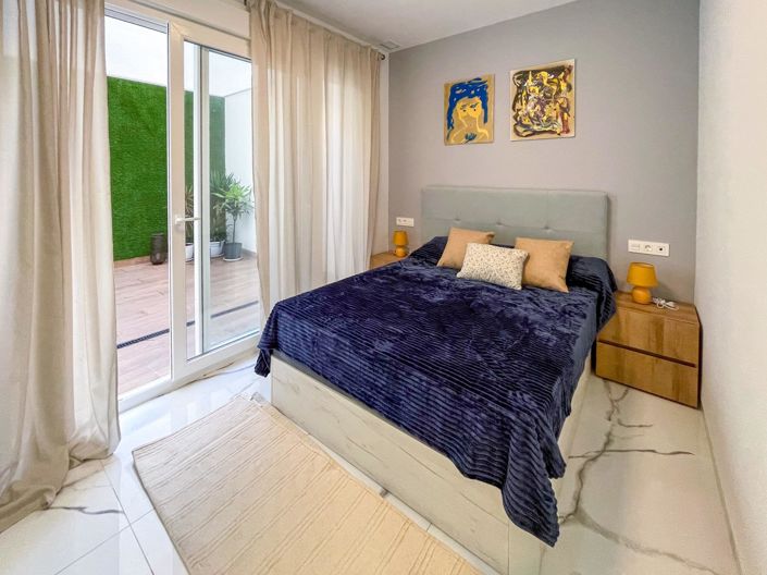 Image No.5-2 Bed Apartment for sale