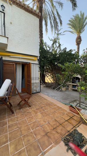 Image No.3-4 Bed Villa for sale
