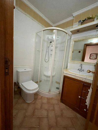 Image No.33-4 Bed Apartment for sale