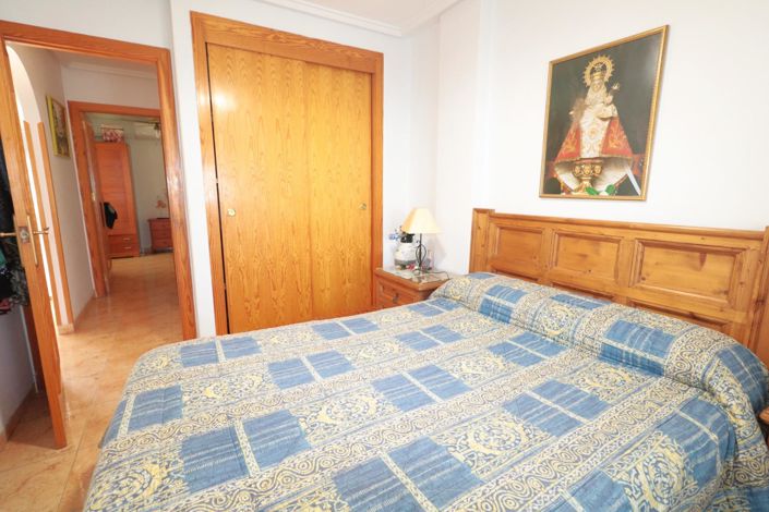 Image No.21-2 Bed Apartment for sale