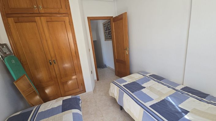 Image No.16-2 Bed Property for sale