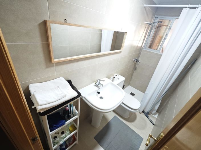 Image No.12-2 Bed Apartment for sale