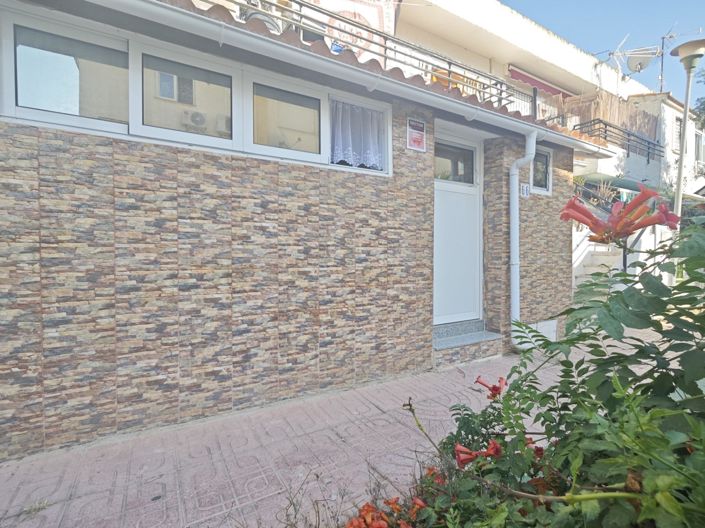 Image No.27-2 Bed Apartment for sale