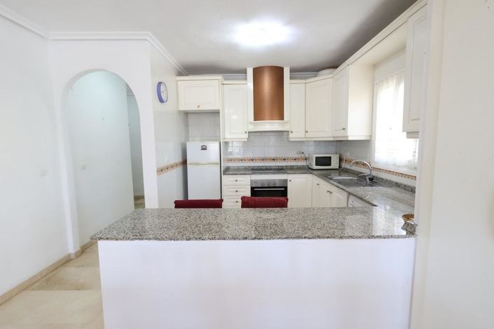 Image No.8-Appartement de 2 chambres à vendre à Orihuela Costa