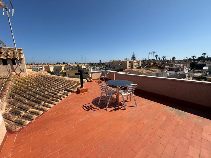 Image No.33-3 Bed Property for sale