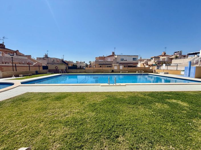 Image No.35-3 Bed Property for sale