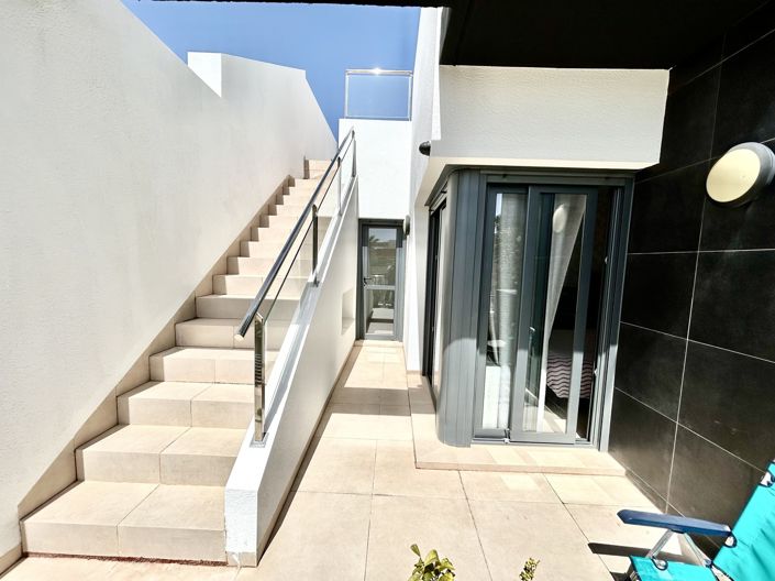 Image No.23-3 Bed Property for sale