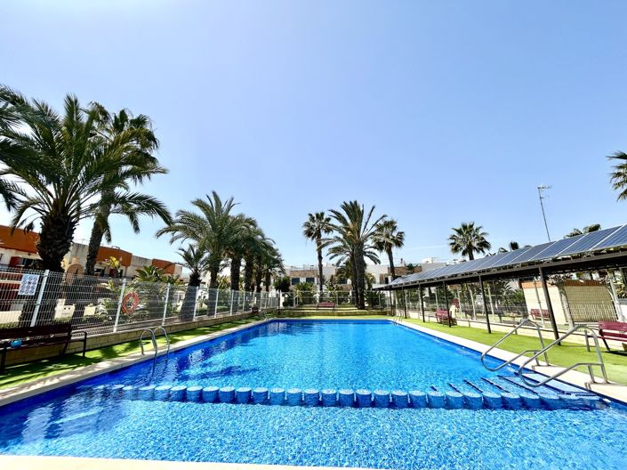 Image No.3-3 Bed Property for sale