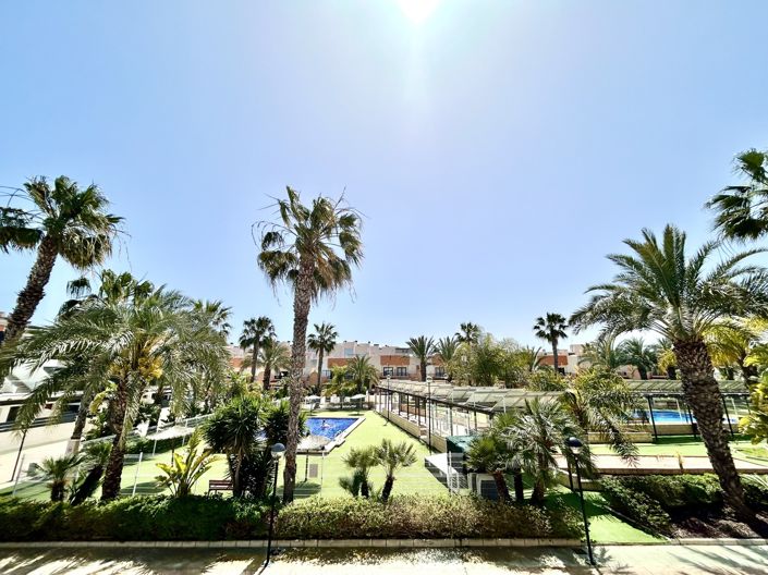 Image No.4-3 Bed Property for sale