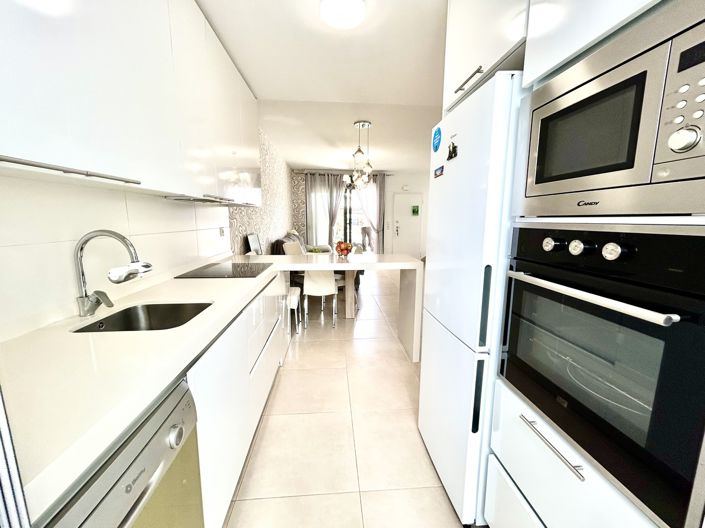 Image No.9-3 Bed Property for sale