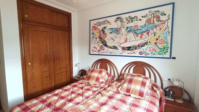 12739apartment3001261408536